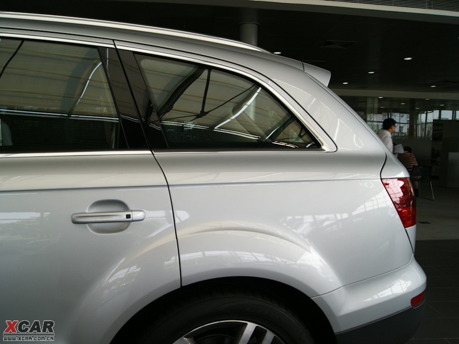 2009��W��Q7 4.2L quattro���m��