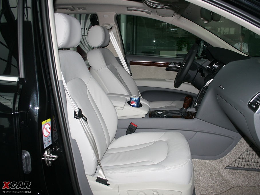 2009��?yu��n)W��Q7 4.2L quattro���A��
