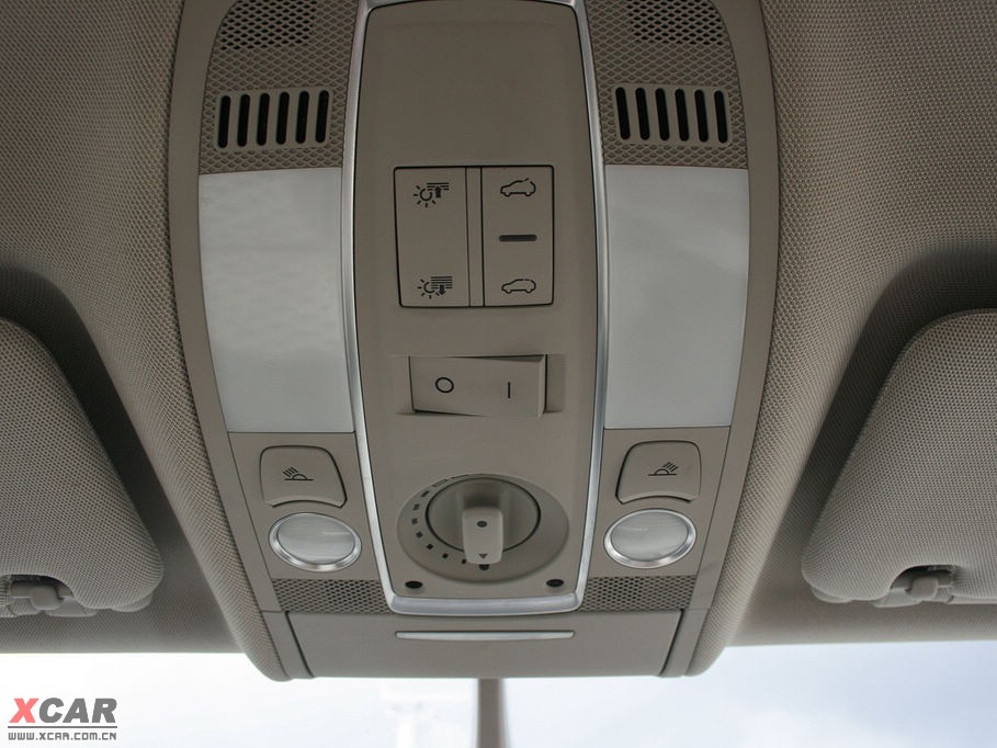 2009��W��Q7 4.2L quattro���A��