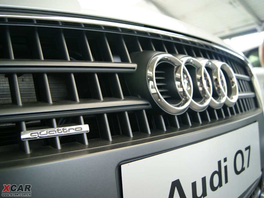 2009��W��Q7 4.2L quattro���m��