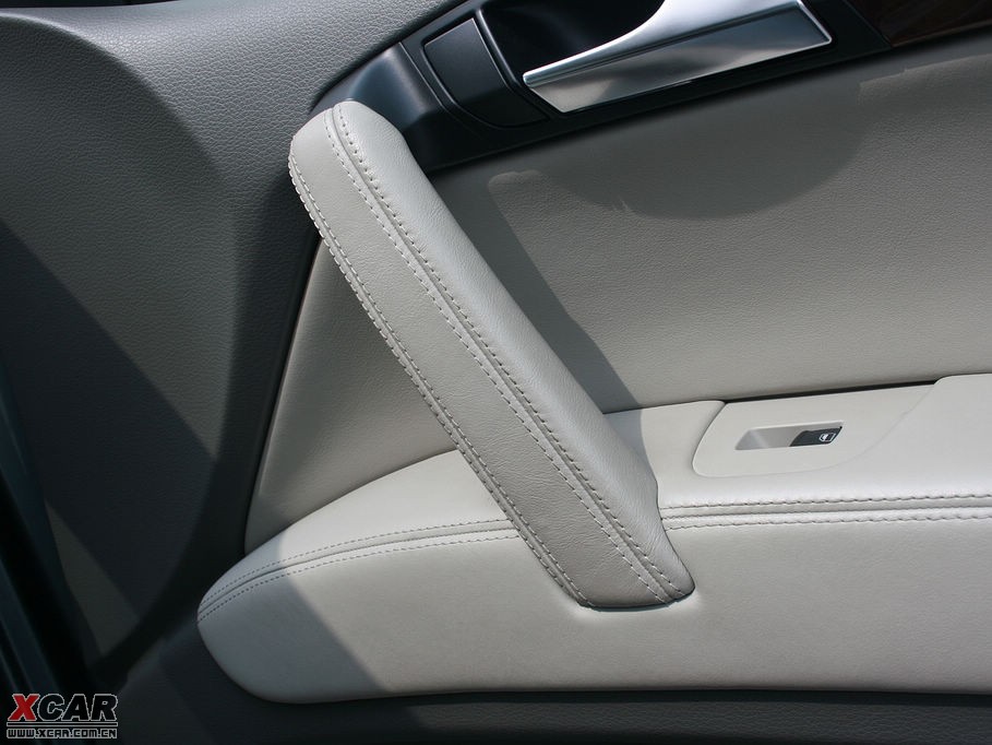 2009��W��Q7 4.2L quattro���A��