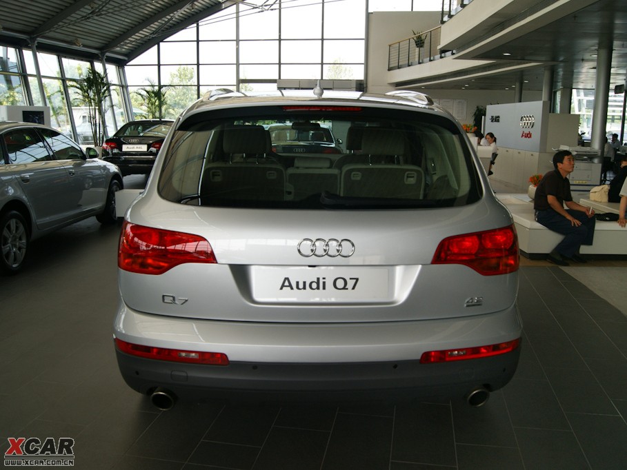 2009��W��Q7 4.2L quattro���m��