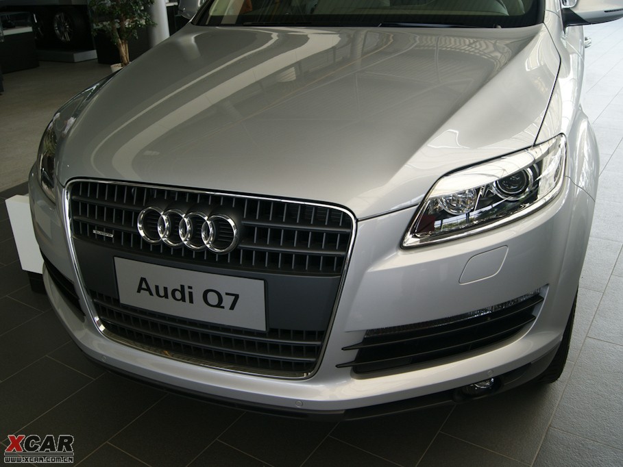 2009��W��Q7 4.2L quattro���m��
