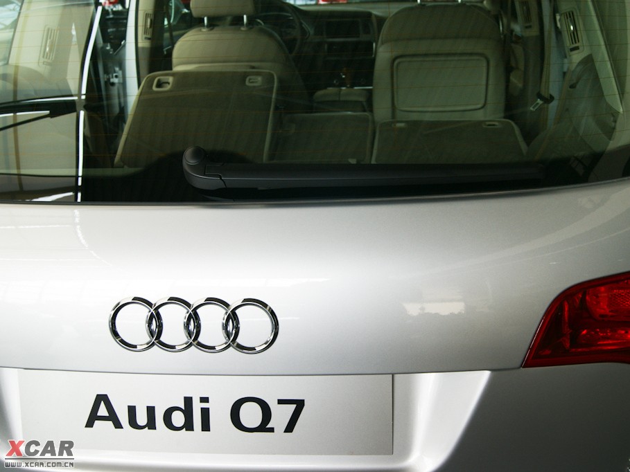 2009��W��Q7 4.2L quattro���m��