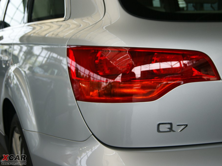 2009��W��Q7 4.2L quattro���m��