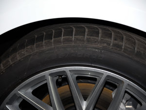 201645 TFSI quattro ݆̥ߴ