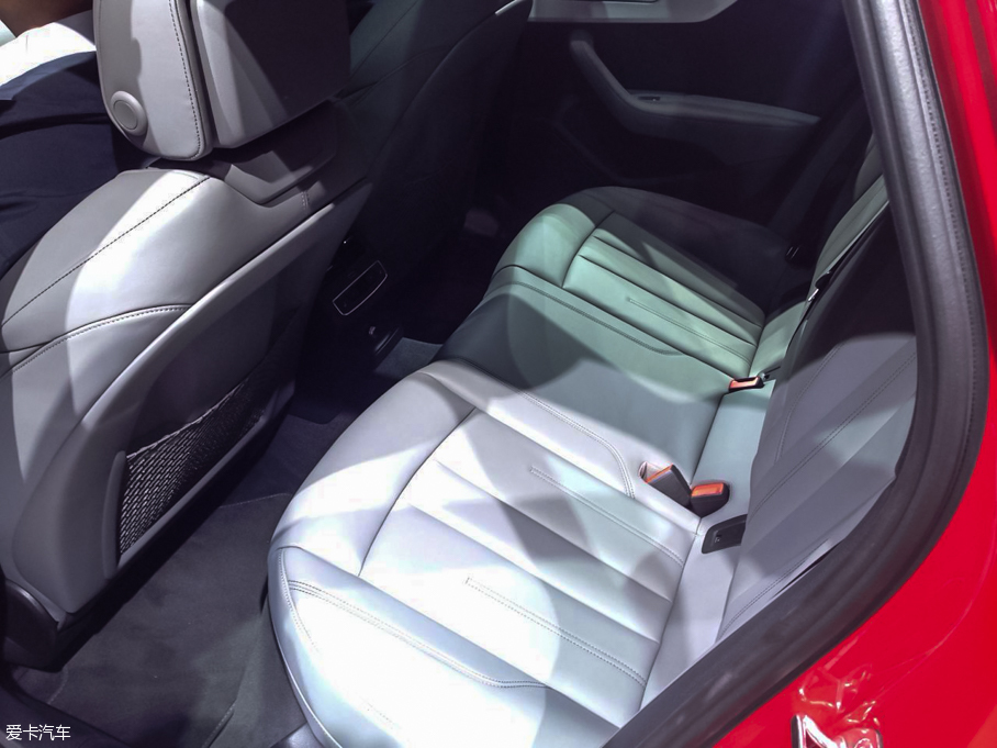 2016WA4 Avant 2.0T quattro