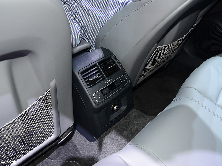 2016WA4 Avant 2.0T quattro