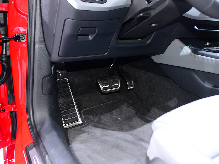 2016WA4 Avant 2.0T quattro