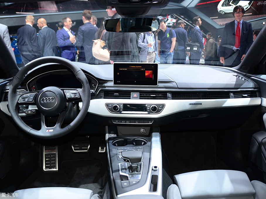 2016WA4 Avant 2.0T quattro