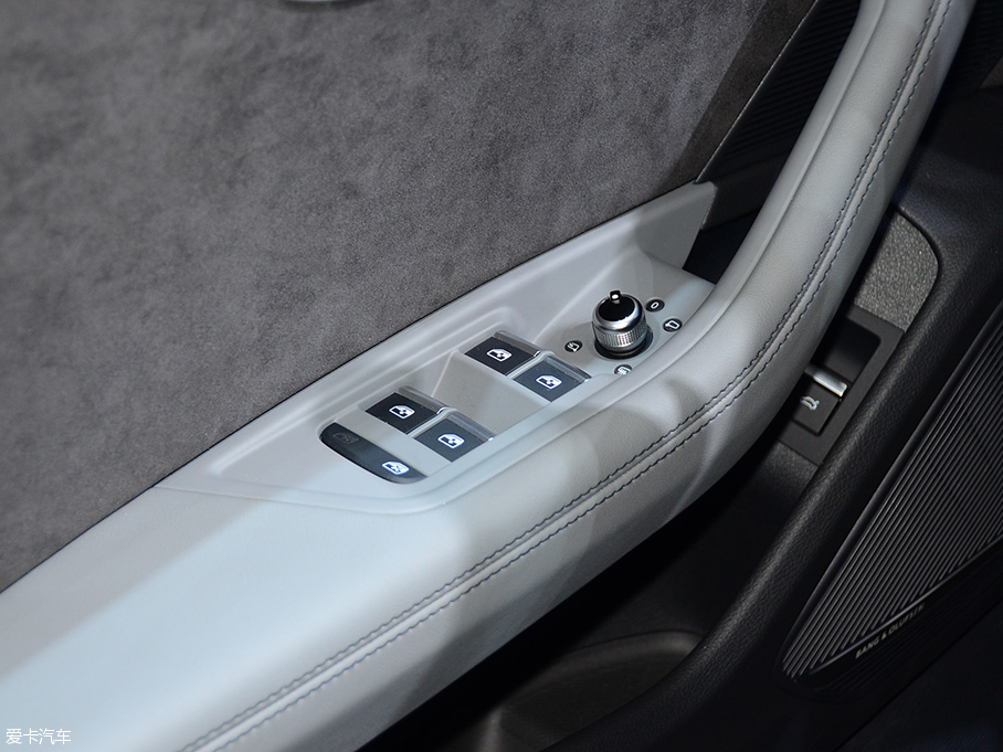 2016WA4 Avant 2.0T quattro