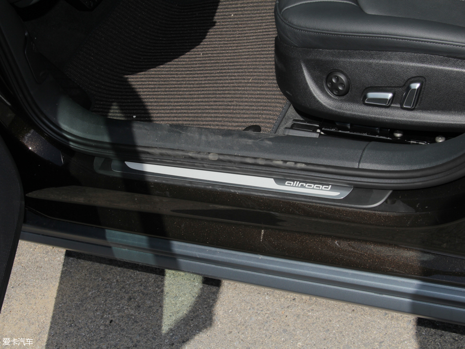 2015?yun)WA6 а quattro