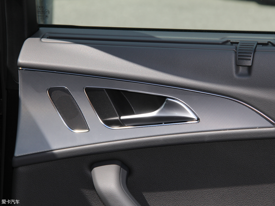 2015?yun)WA6 а quattro