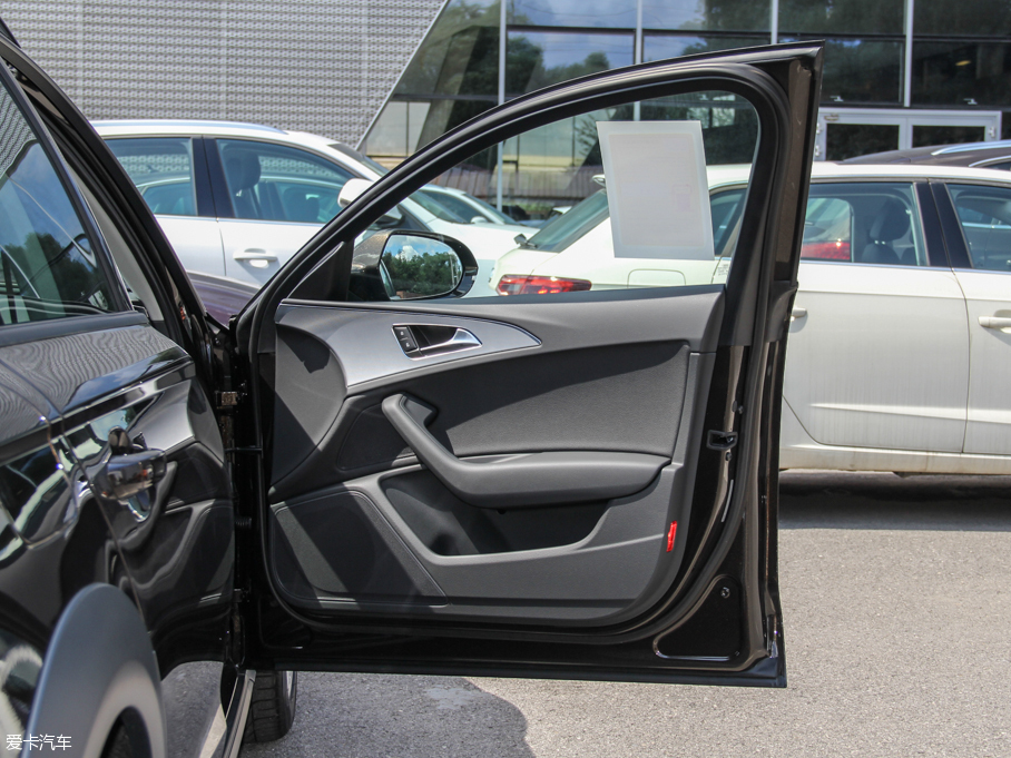 2015?yun)WA6 а quattro