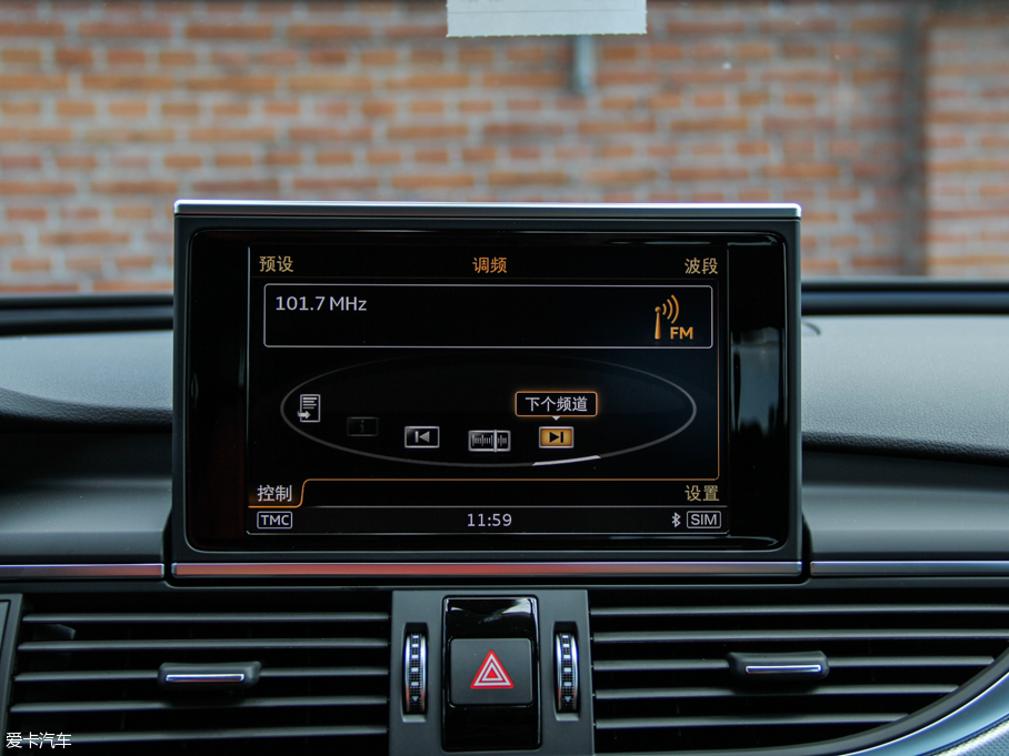 2015��W��A6 ���а� quattro