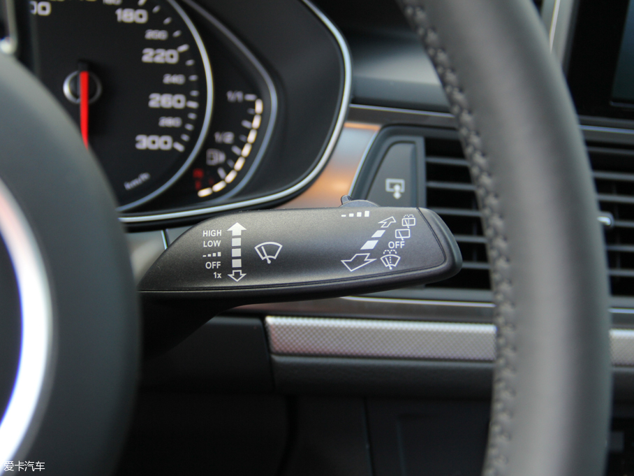 2015?yun)WA6 а quattro