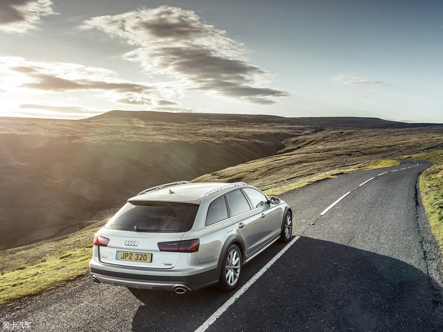 2015��W��A6 ���а� allroad Sport