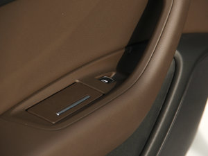 2015quattro п؅^(q)