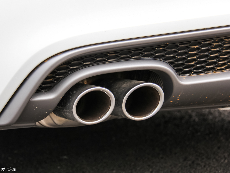 2016WA5 Coupe 45 TFSI quattro