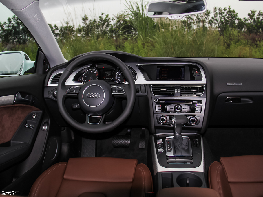 2016WA5 Coupe 45 TFSI quattro