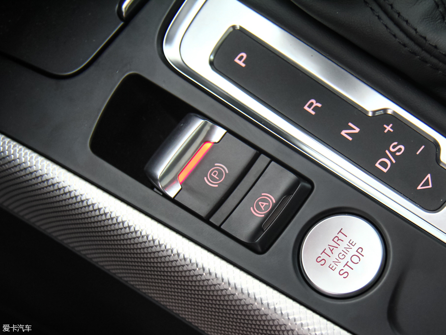 2016WA5 Coupe 45 TFSI quattro