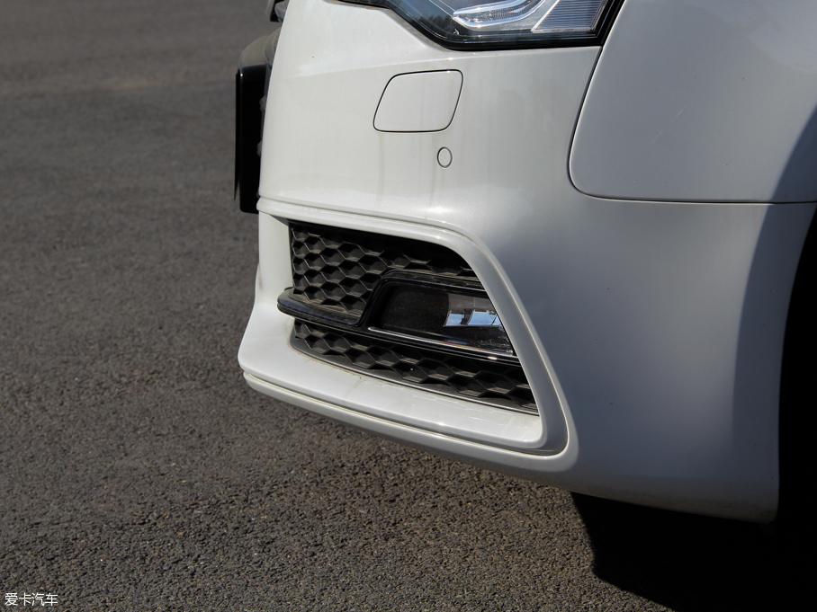 2016WA5 Coupe 45 TFSI quattro