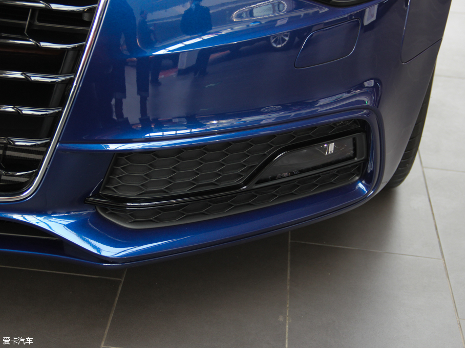 2016WA5 Coupe 45 TFSI Mȡ