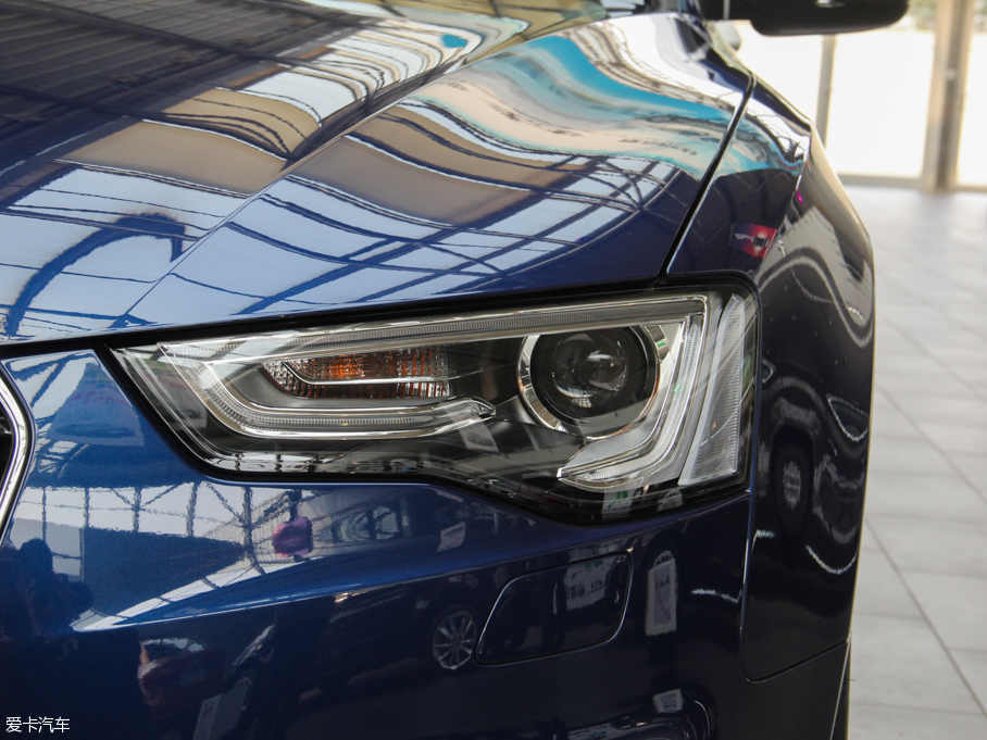 2016WA5 Coupe 45 TFSI Mȡ