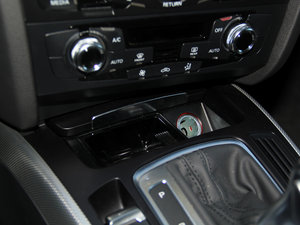 201645 TFSI quattro п؅^