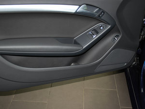 201645 TFSI Mȡ ǰTg