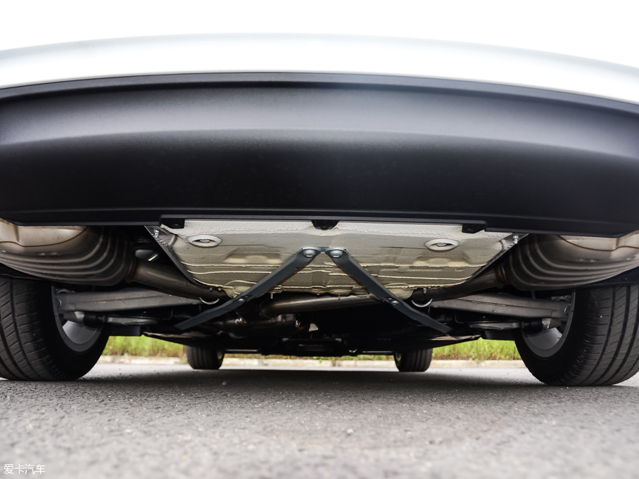 2016?yun)WA5 45 TFSI