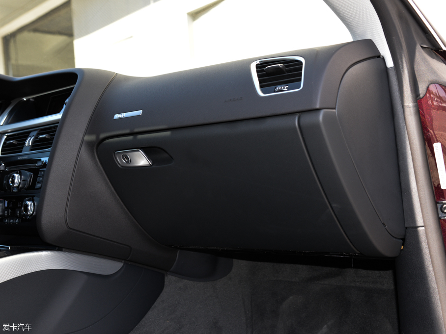 2016?yun)WA5 45 TFSI