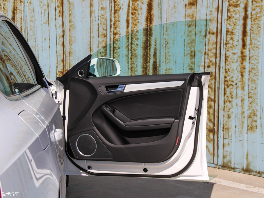 2016?yun)WA5 45 TFSI quattro