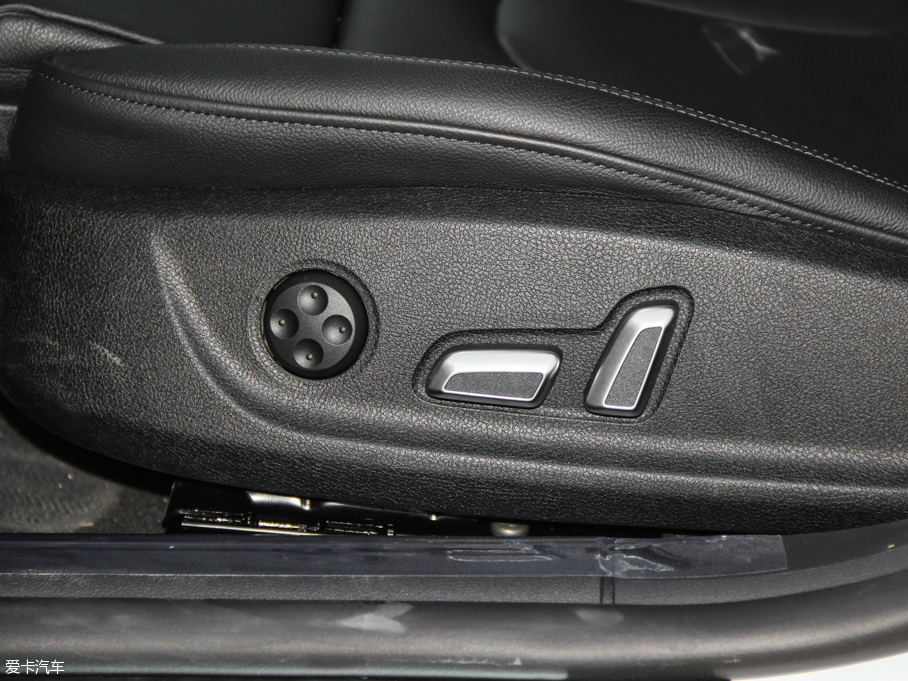 2016?yun)WA5 45 TFSI quattro