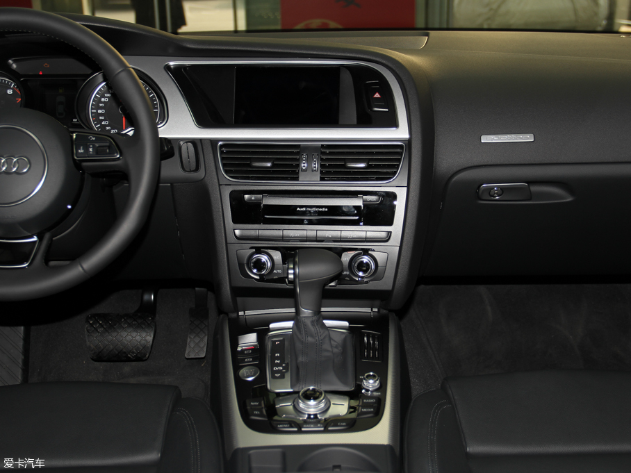 2016WA5 Ŀ 45 TFSI quattro