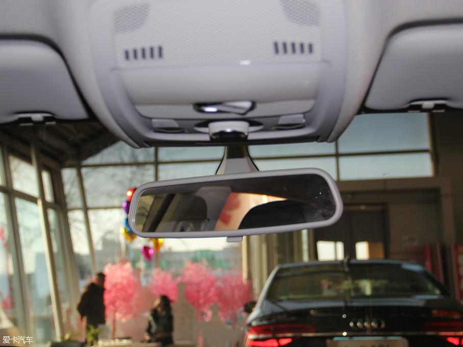 2016?yun)WA5 45 TFSI quattro