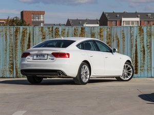 201645 TFSI quattro w^