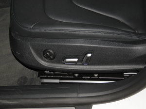 201645 TFSI quattro {{