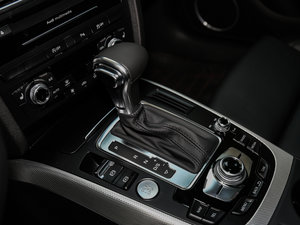 2016款改款 45 TFSI quattro 换挡杆