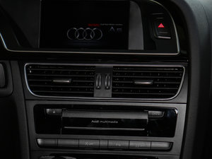 2016Ŀ 45 TFSI quattro {(dio)L(fng)