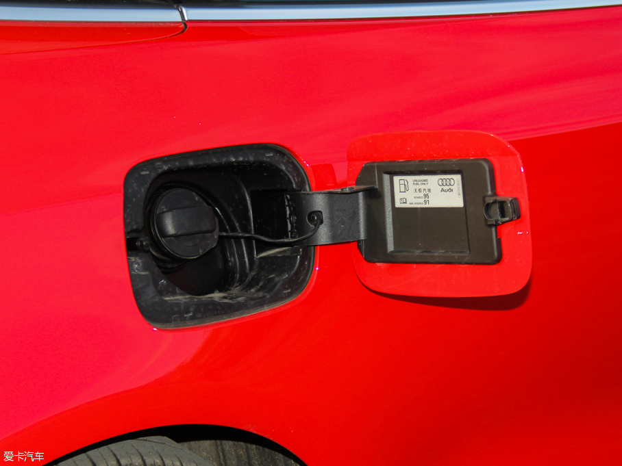 2016��W��A5 Cabriolet 45 TFSI ���m��