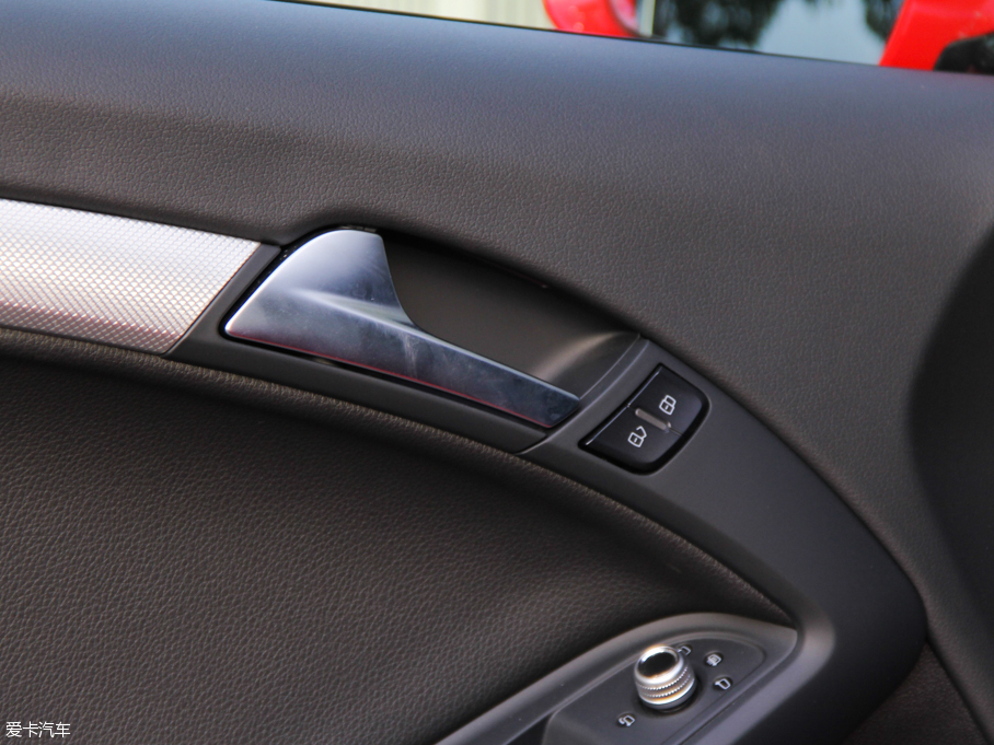 2016��W��A5 Cabriolet 45 TFSI ���m��