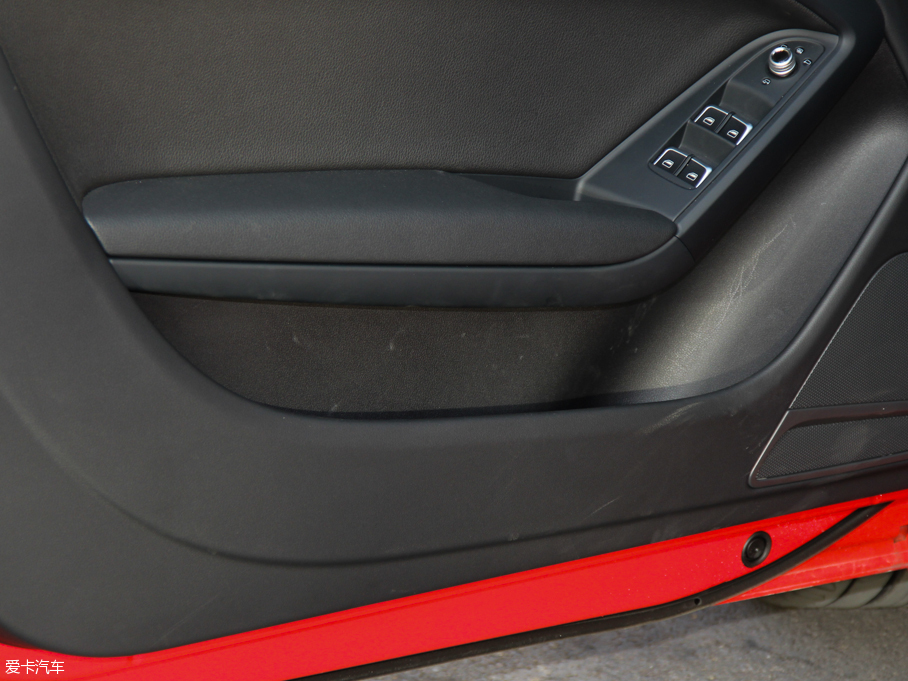 2016��W��A5 Cabriolet 45 TFSI ���m��