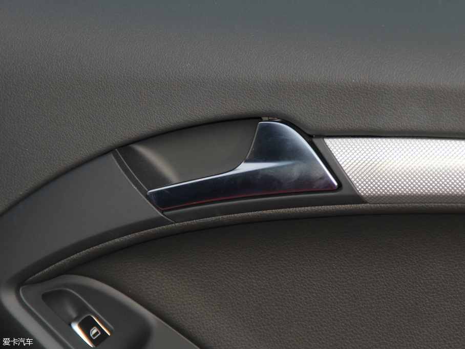 2016��W��A5 Cabriolet 45 TFSI ���m��