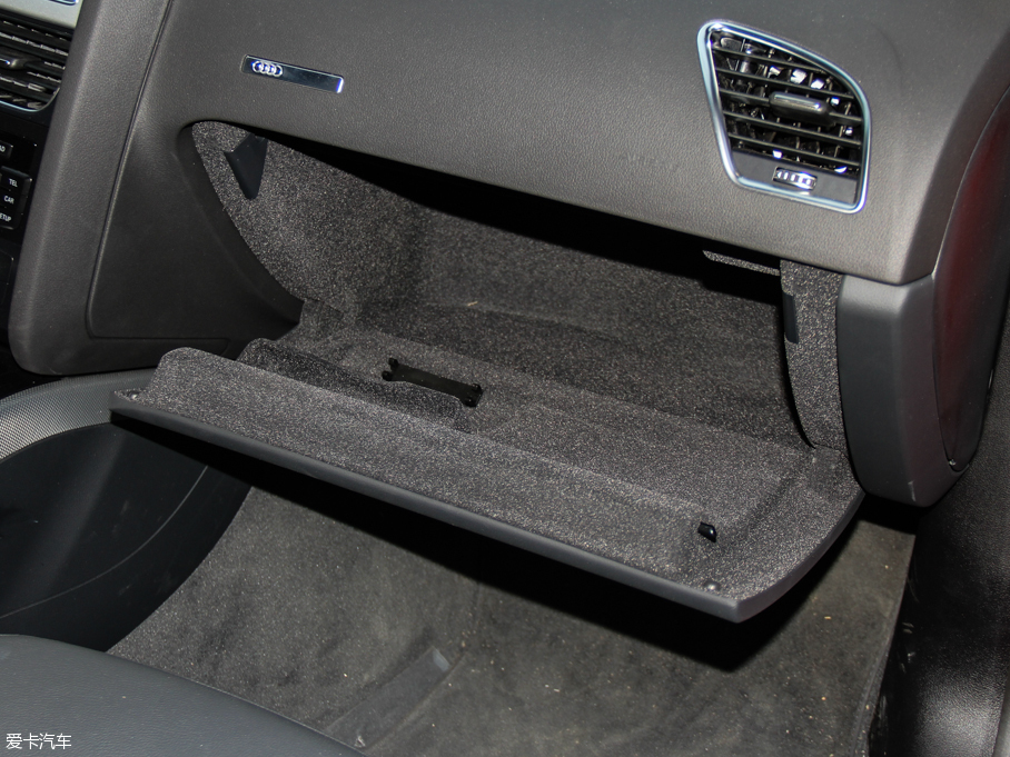 2016��W��A5 Cabriolet 45 TFSI ���m��