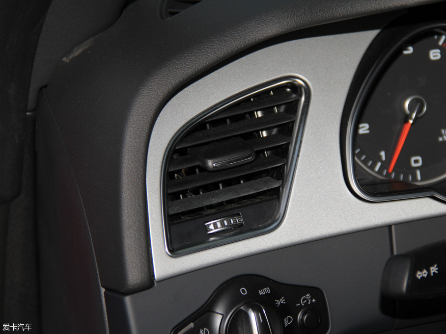 2016��W��A5 Cabriolet 45 TFSI ���m��