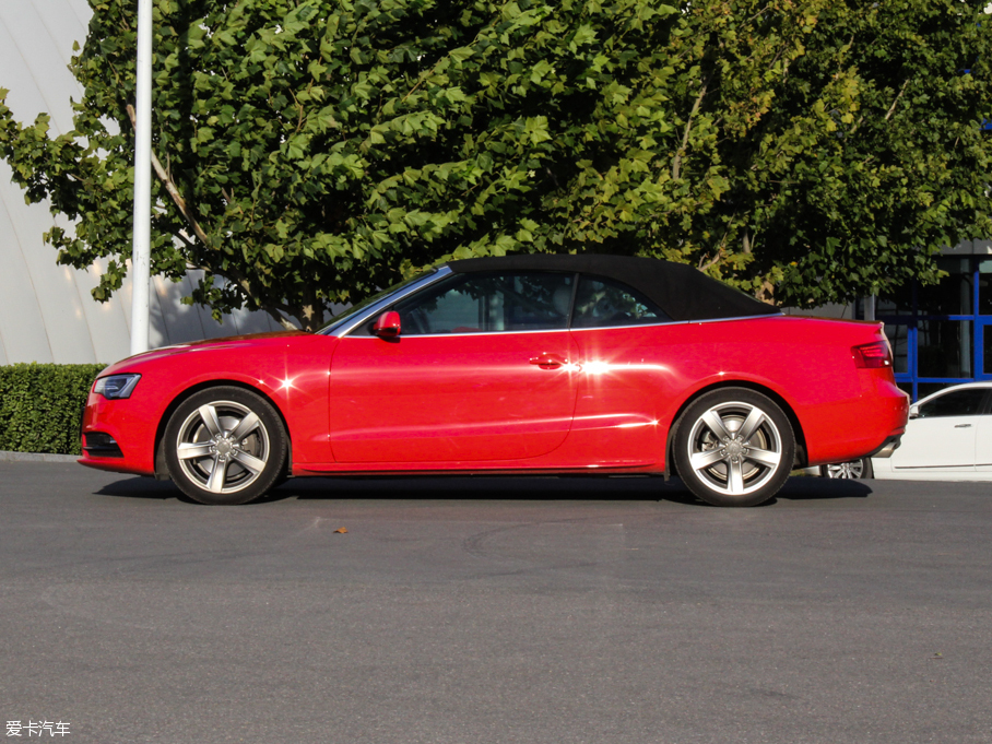 2016��W��A5 Cabriolet 45 TFSI ���m��