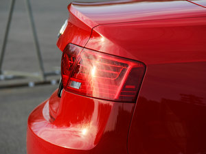 2016��45 TFSI ���m�� �������^