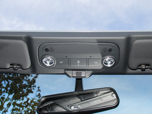 2016��45 TFSI ���m�� ���g����