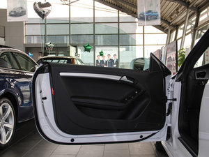 2016��Ŀ� 45TFSI ���m�� �{�λ܇�T